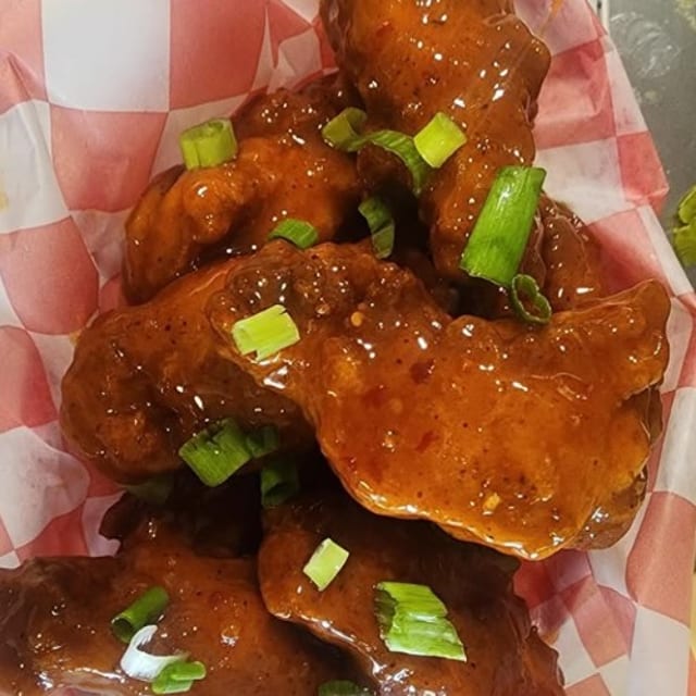 6 Pc Wings (1 Flavor).